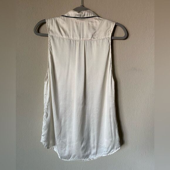 Reformation White Top Button Down Shirt Silky Size XS - Picture 6 of 8
